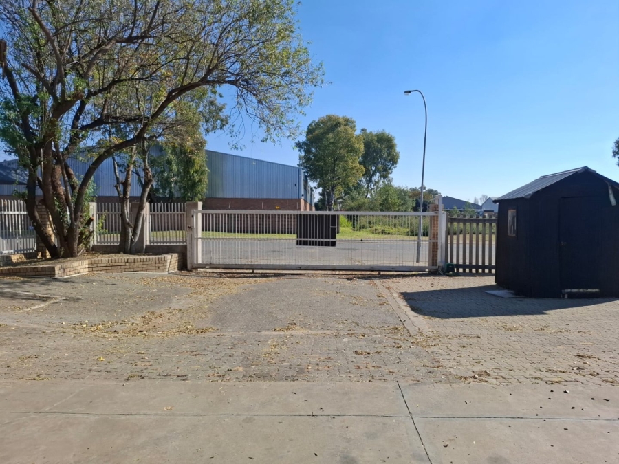 To Let Commercial Property for Rent in Oos Einde Free State